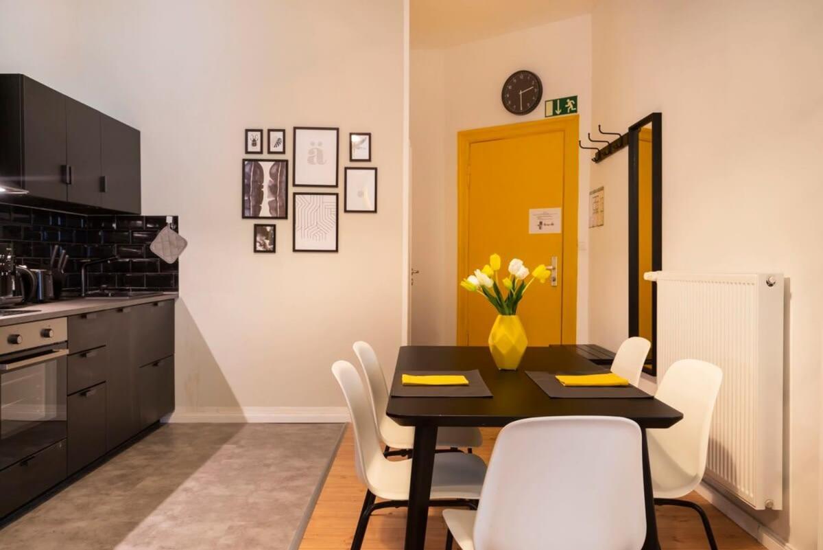 Great Apartment Close To Kudamm Berlim Exterior foto